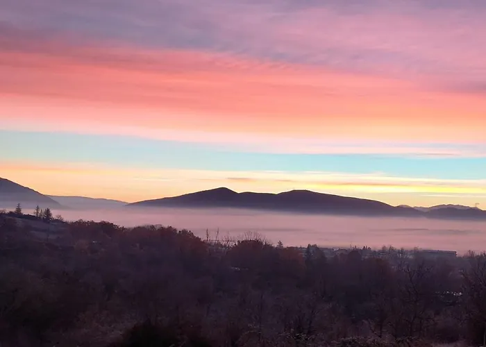 Il Casaletto Moderno, Vista Panoramica E Cibo Spettacolare-
